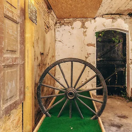 6 Person In Soby Aero-by Traum